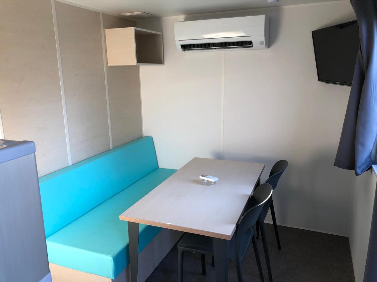 Camping Marina Plage Vitrolles  Exterior photo