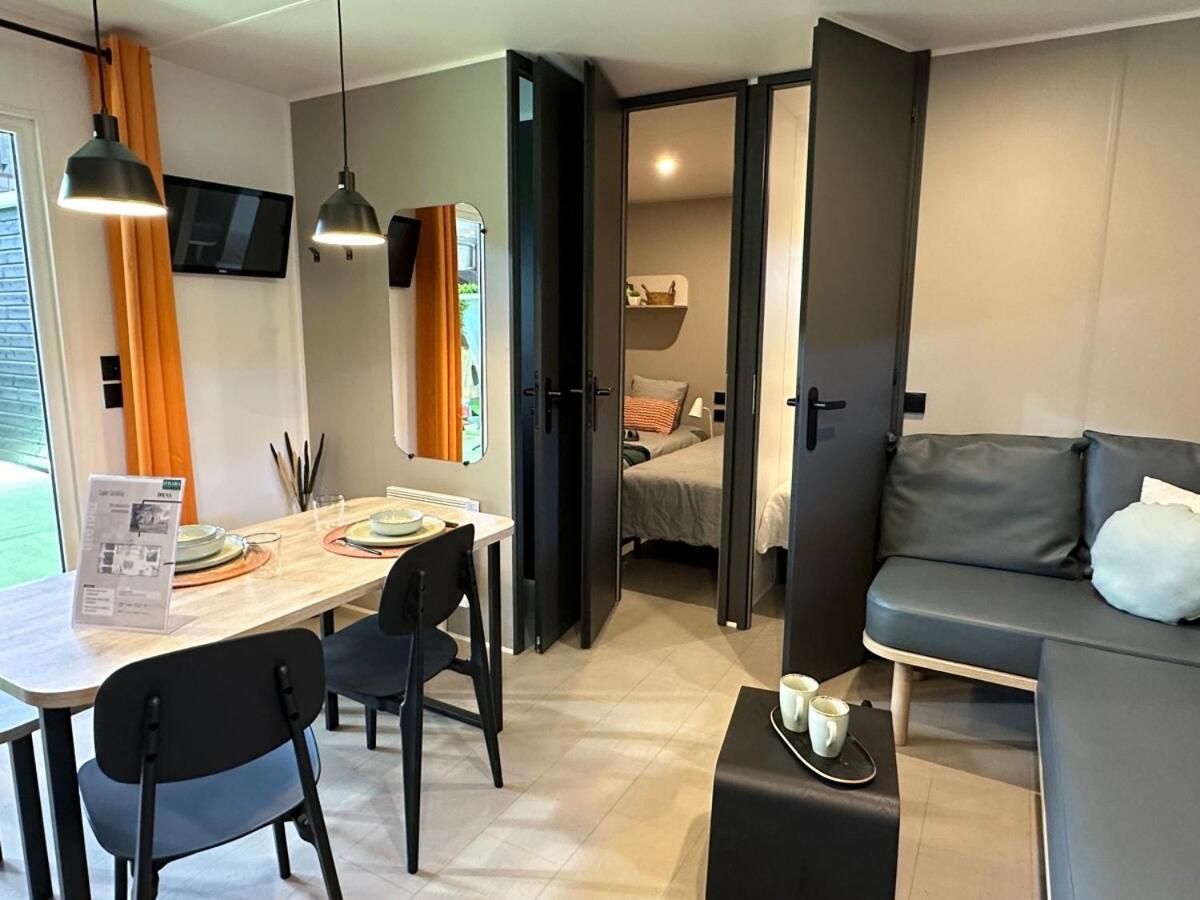 Camping Marina Plage Vitrolles  Exterior photo